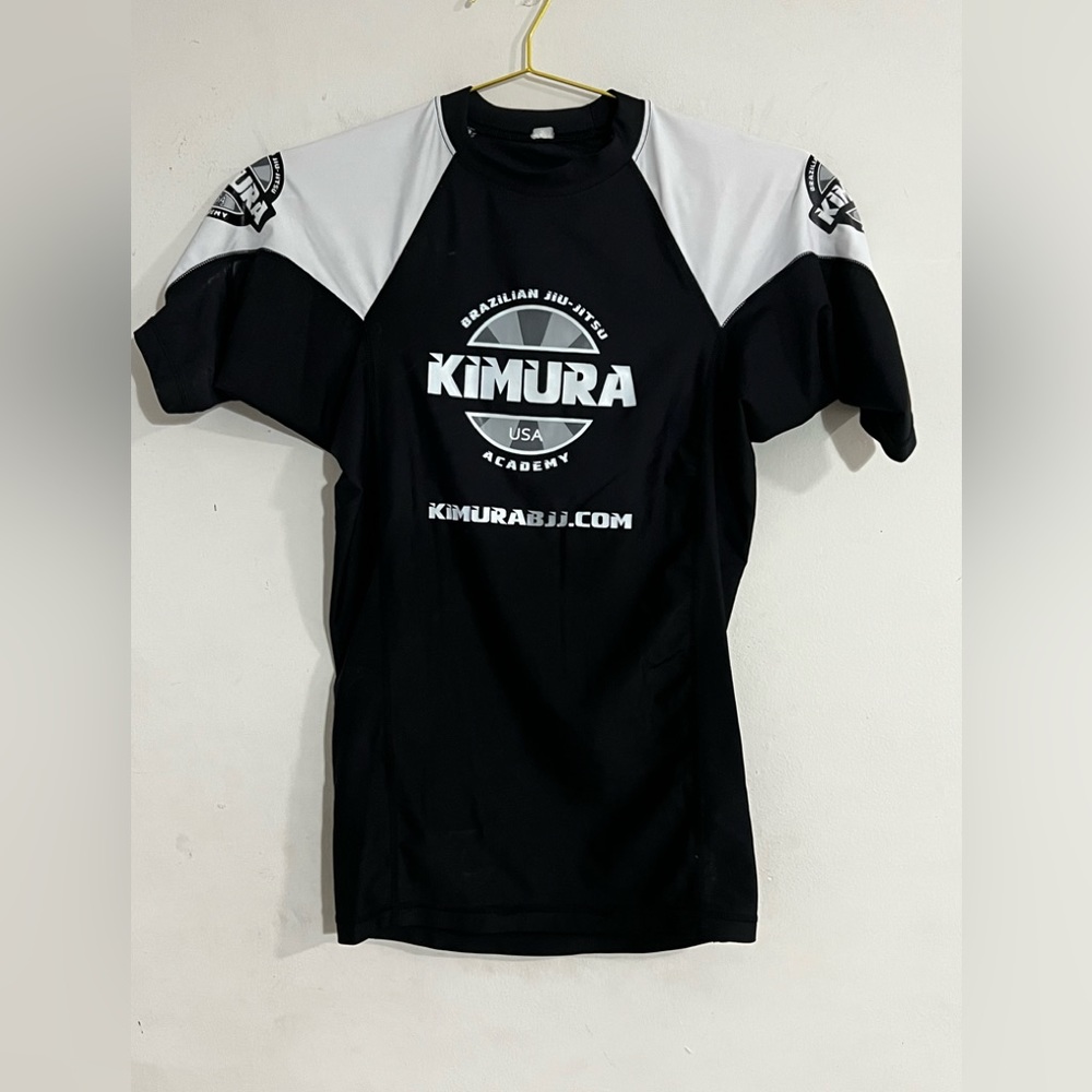 Kamura usa mens small shirt black and white